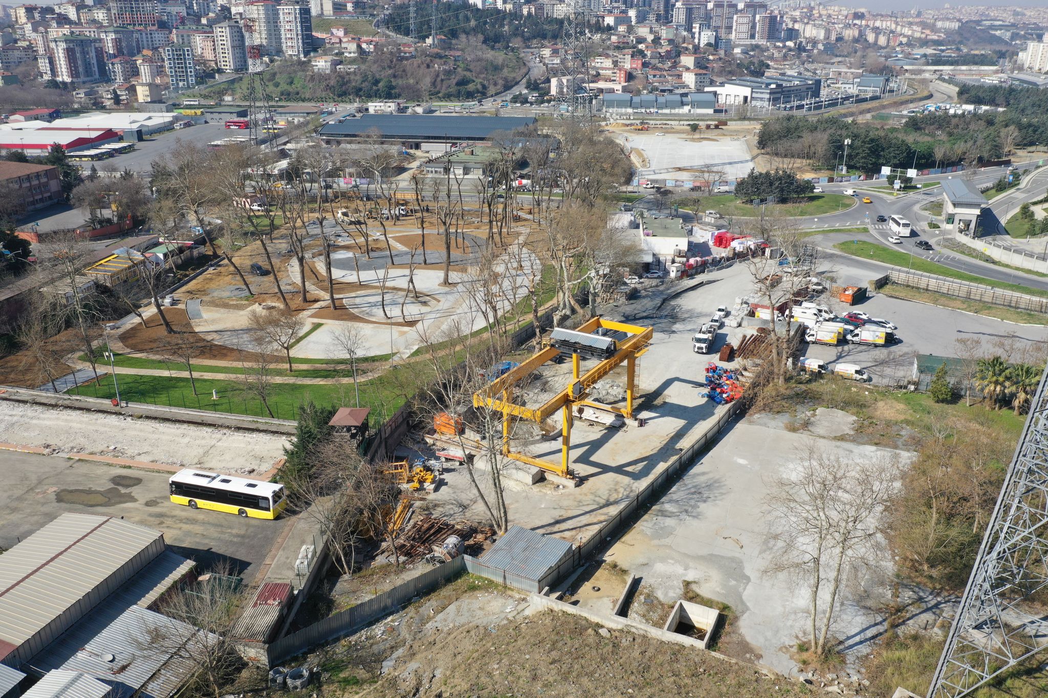 High angle view of a construction site with urban landscape in Eyüpsultan, Istanbul, Türkiye.